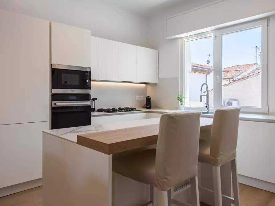 Immagine 8 di Appartamento in affitto  a Forte Dei Marmi