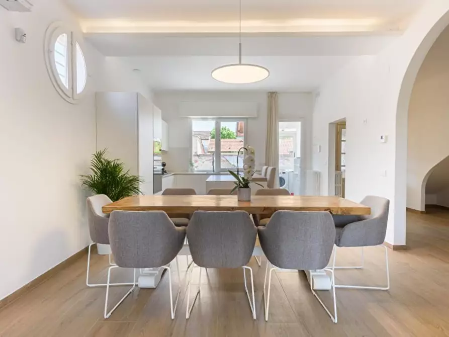 Immagine 4 di Appartamento in affitto  a Forte Dei Marmi