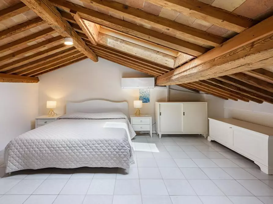 Immagine 22 di Appartamento in affitto  a Forte Dei Marmi