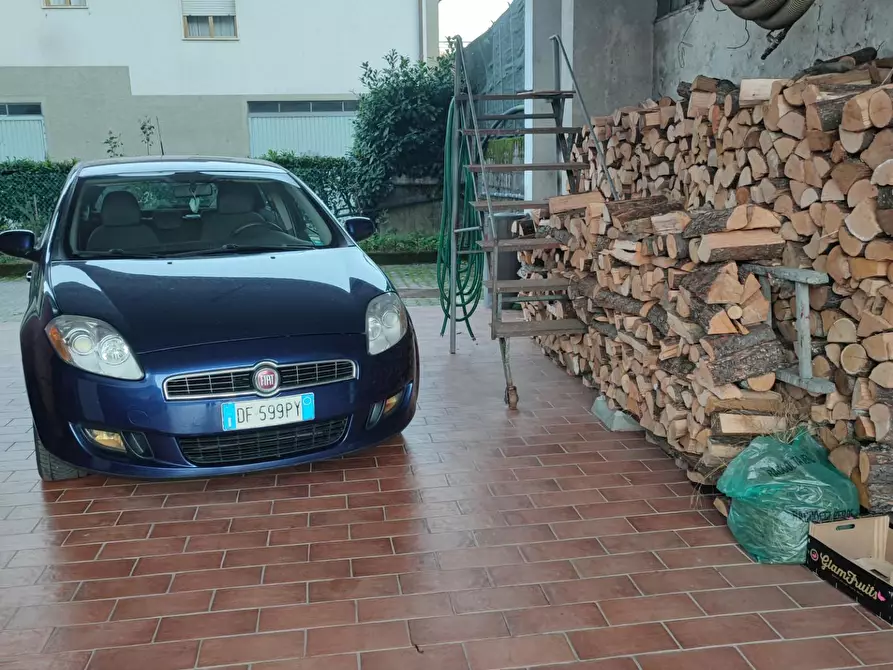 Immagine 2 di Palazzo in vendita  a Villafranca In Lunigiana