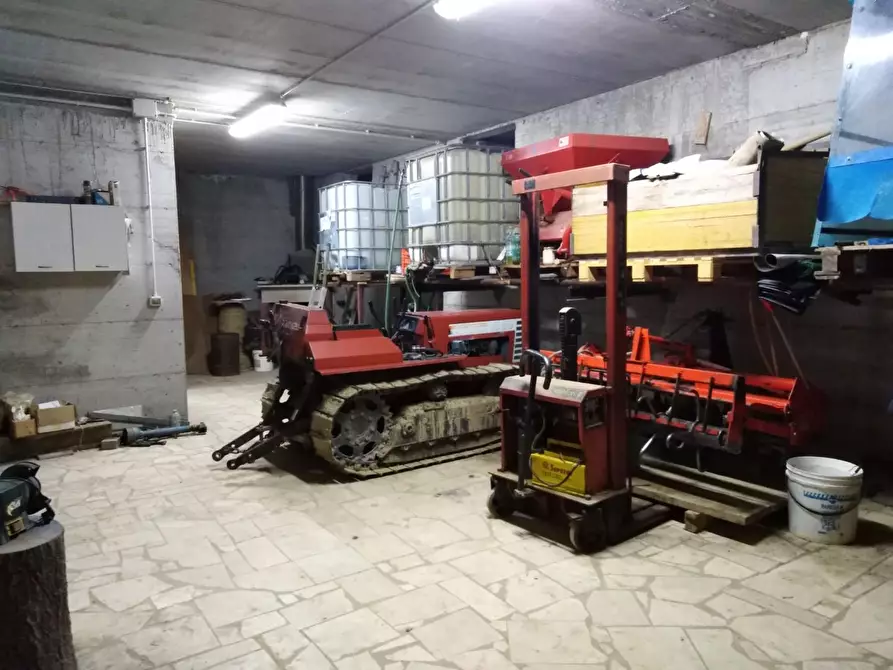 Immagine 38 di Villa in vendita  a San Miniato