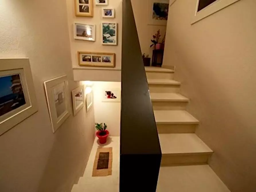 Immagine 7 di Casa bifamiliare in vendita  a Montignoso