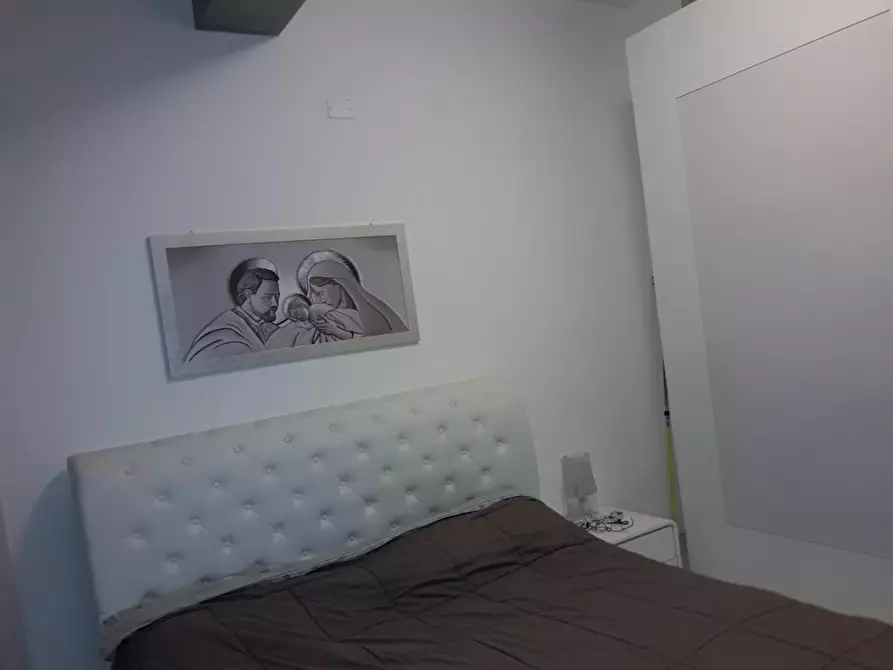 Immagine 2 di Appartamento in vendita  a Carrara