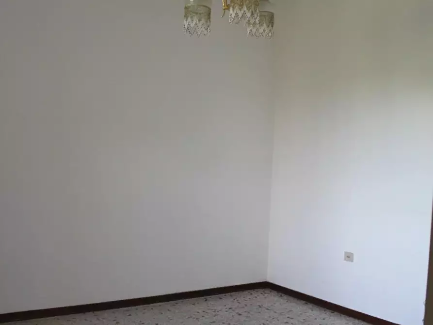 Immagine 8 di Villa in vendita  a Montopoli In Val D'arno