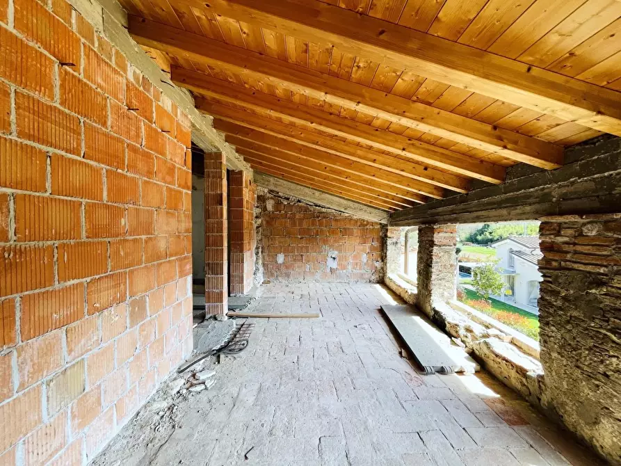 Immagine 20 di Terratetto in vendita  a Camaiore