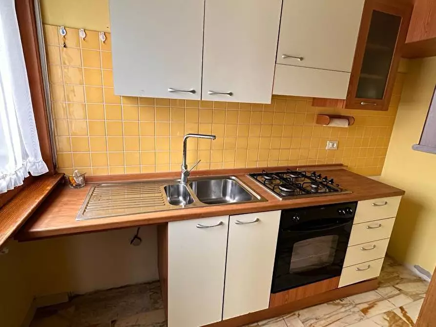 Immagine 5 di Appartamento in affitto  a Pisa