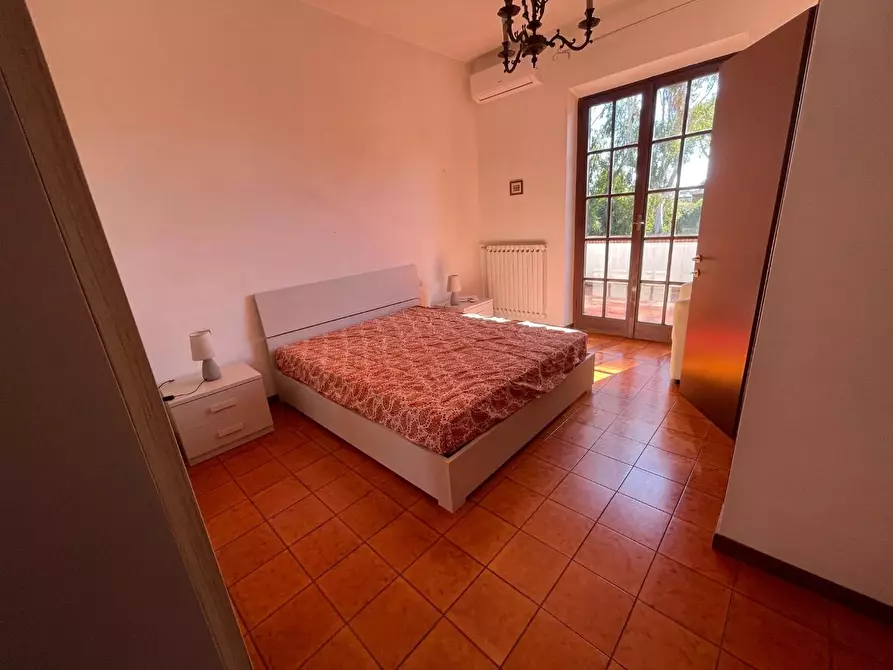 Immagine 24 di Villa in vendita  a Carrara