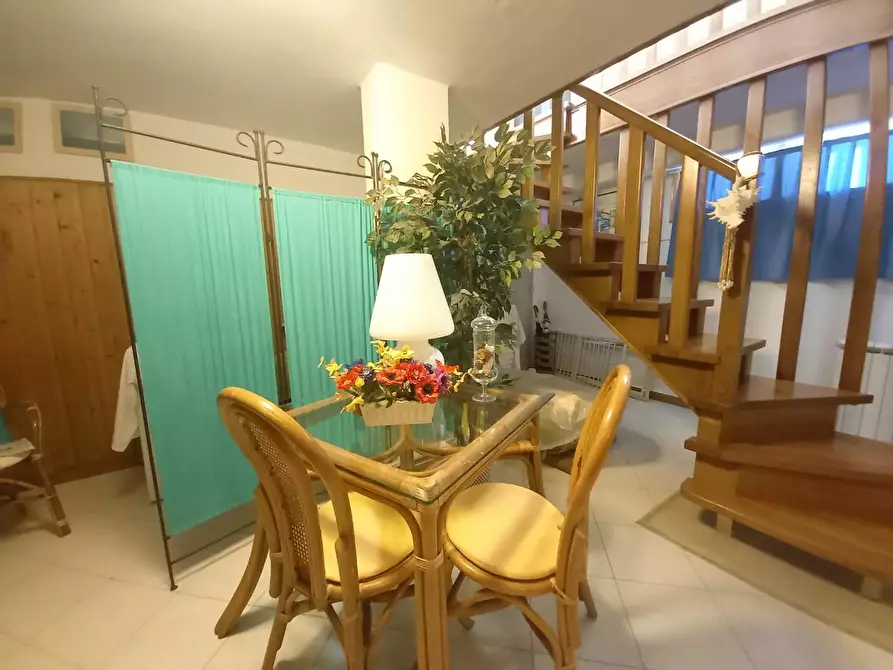 Immagine 19 di Appartamento in affitto  a Camaiore