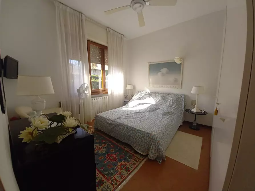 Immagine 11 di Appartamento in affitto  a Camaiore