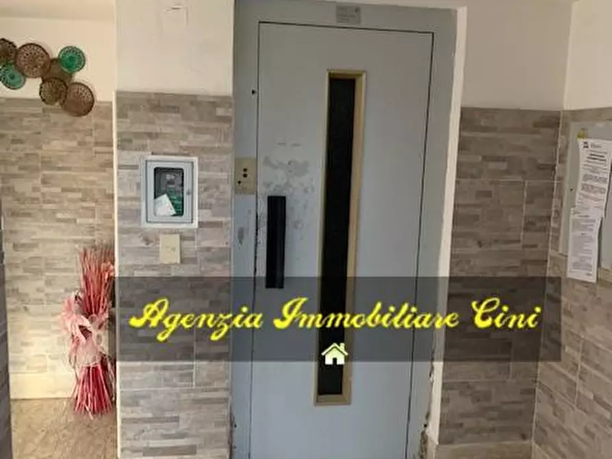 Immagine 18 di Appartamento in vendita  a Livorno