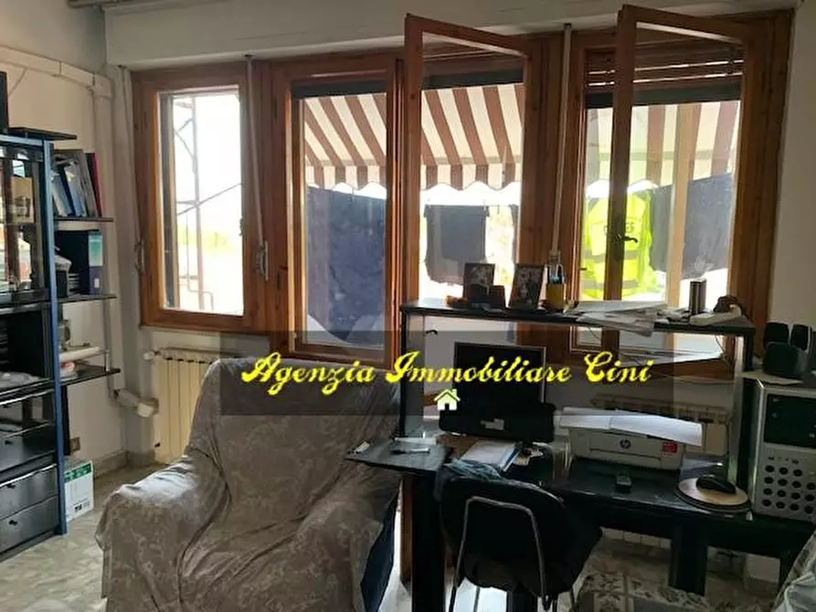 Immagine 4 di Appartamento in vendita  a Livorno