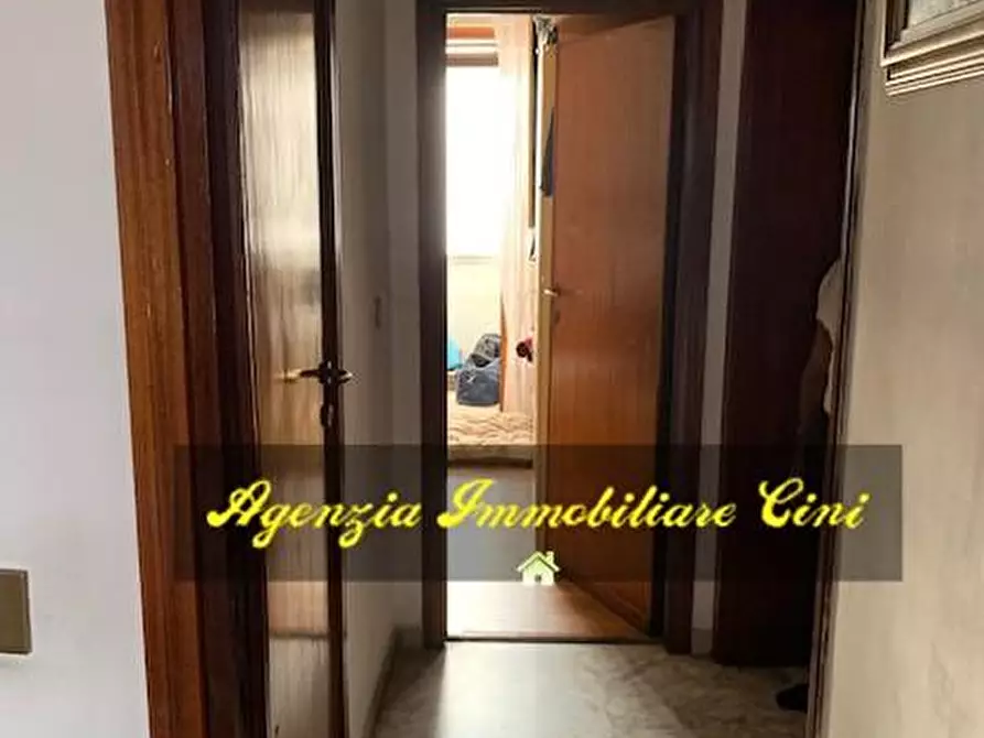 Immagine 16 di Appartamento in vendita  a Livorno