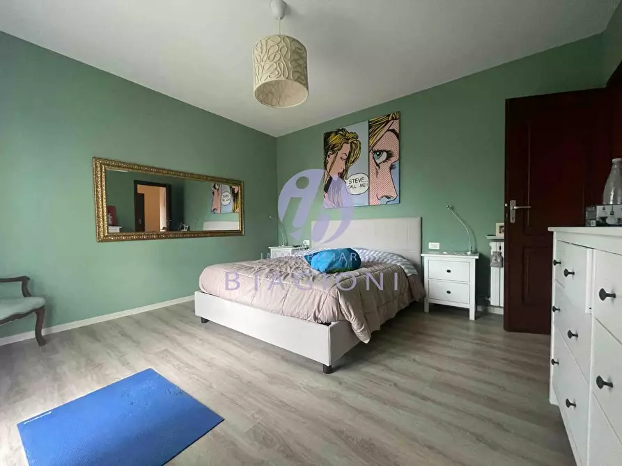 Immagine 21 di Casa bifamiliare in vendita  a Pietrasanta