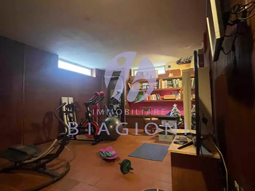 Immagine 26 di Casa bifamiliare in vendita  a Pietrasanta