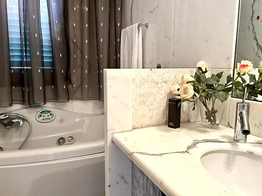 Immagine 22 di Mansarda in vendita  a Empoli