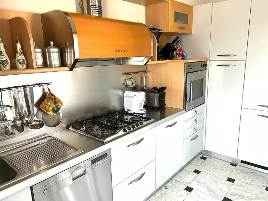 Immagine 15 di Mansarda in vendita  a Empoli