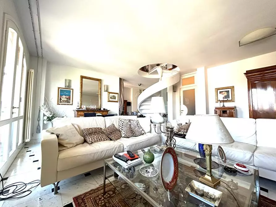 Immagine 9 di Mansarda in vendita  a Empoli