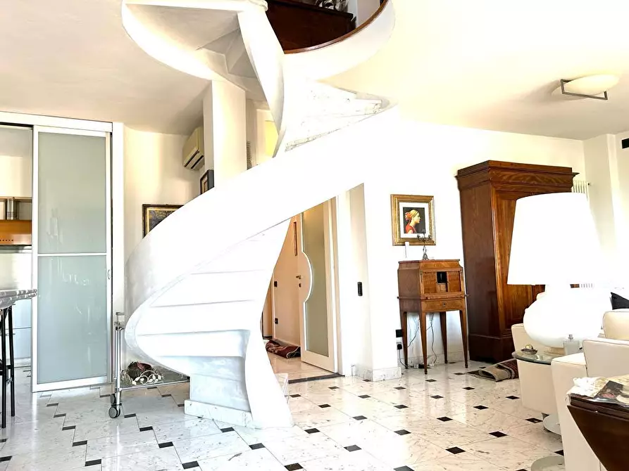 Immagine 5 di Mansarda in vendita  a Empoli