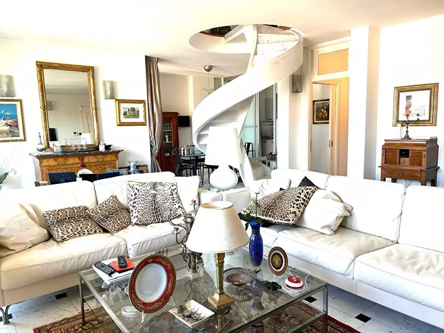 Immagine 6 di Mansarda in vendita  a Empoli