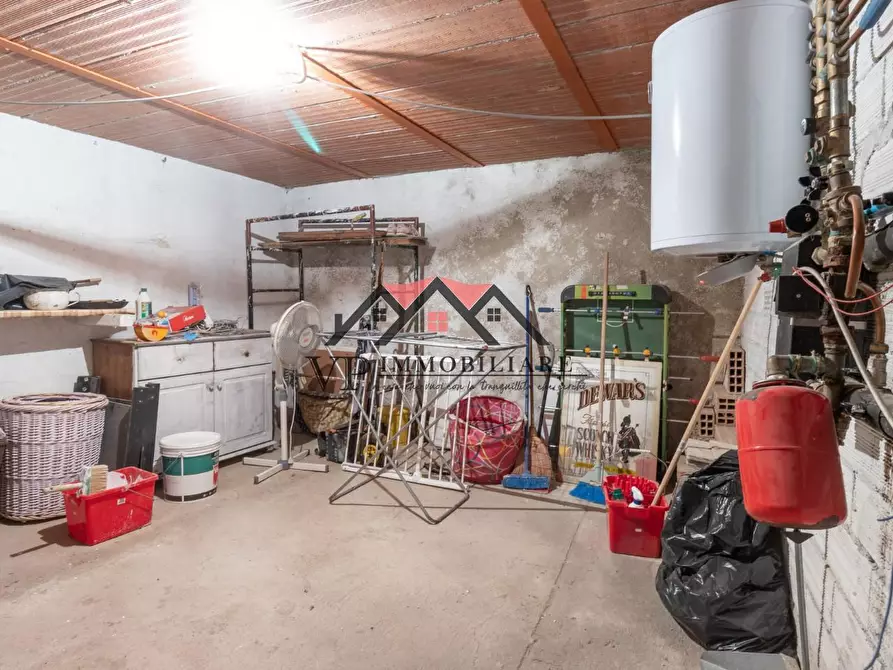 Immagine 10 di Appartamento in vendita  a Pomarance