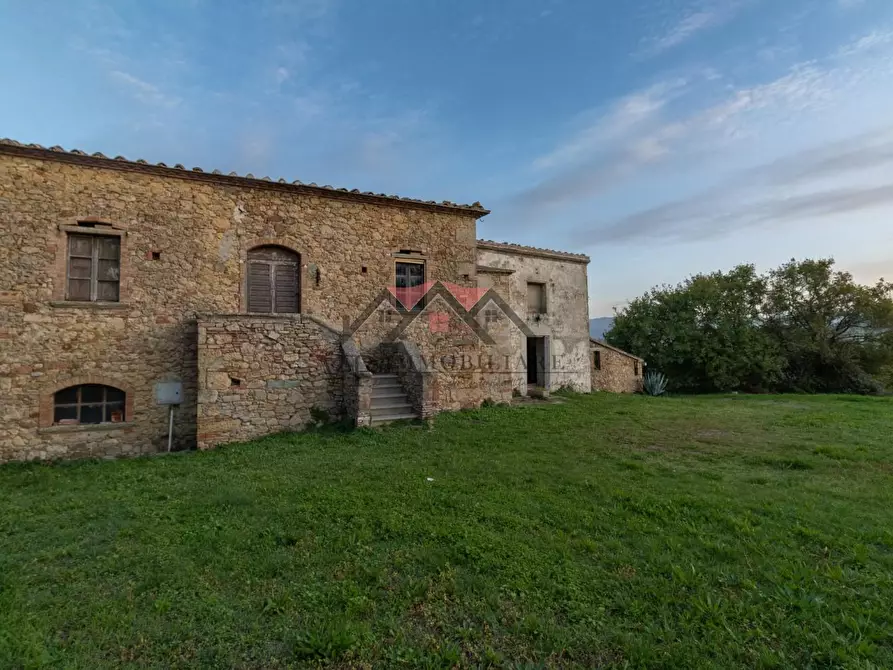 Immagine 6 di Casa colonica in vendita  a Pomarance