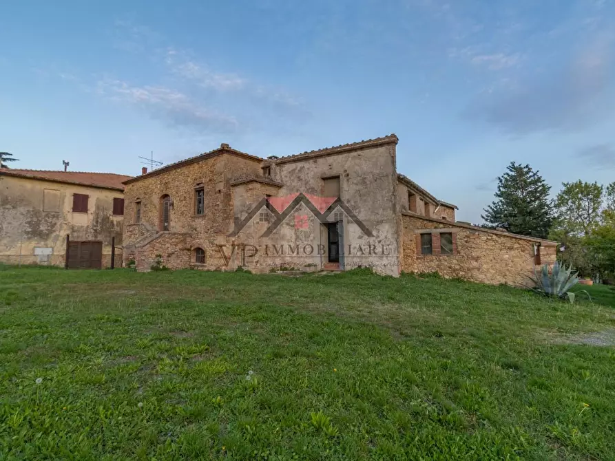 Immagine 5 di Casa colonica in vendita  a Pomarance