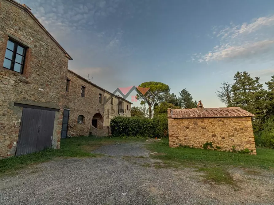 Immagine 7 di Casa colonica in vendita  a Pomarance