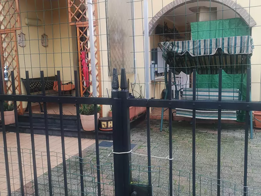 Immagine 22 di Villetta a schiera in vendita  a Vecchiano