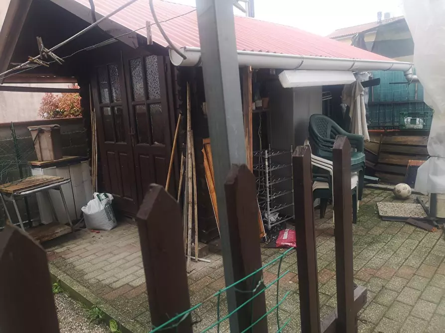 Immagine 20 di Villetta a schiera in vendita  a Vecchiano