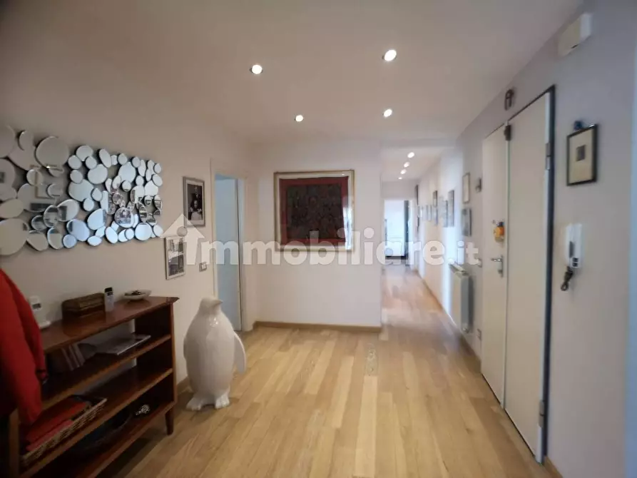 Immagine 15 di Appartamento in vendita  a Pisa