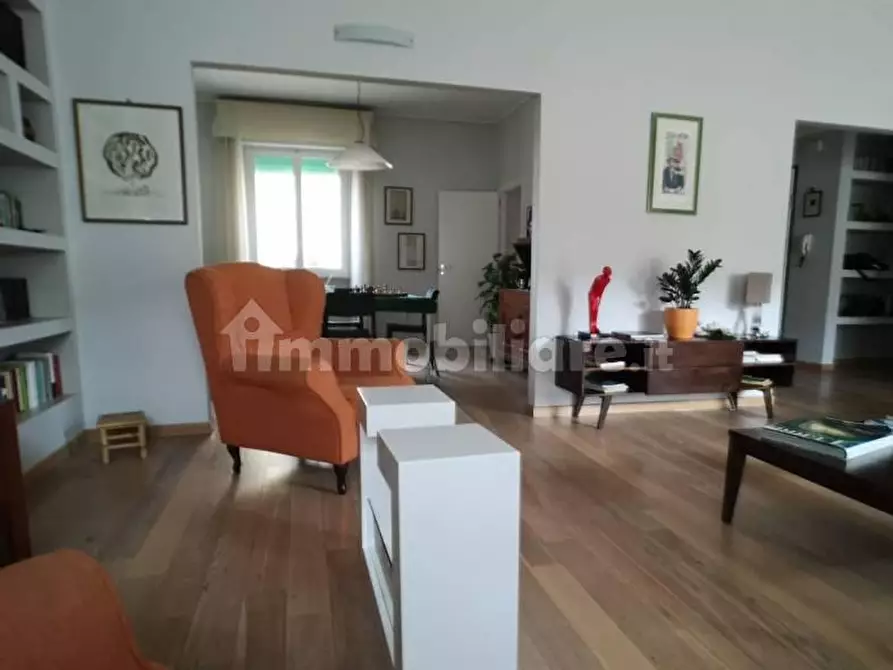 Immagine 2 di Appartamento in vendita  a Pisa