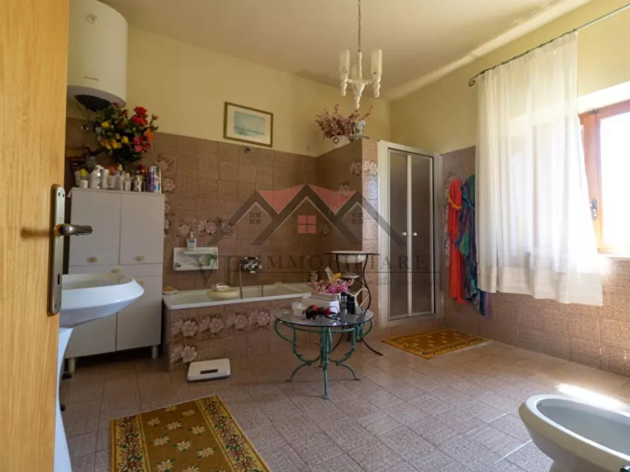 Immagine 30 di Casa colonica in vendita  a Pomarance