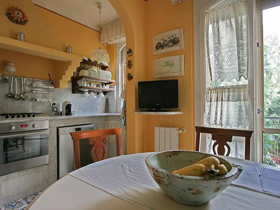 Immagine 2 di Casa bifamiliare in vendita  a Collesalvetti