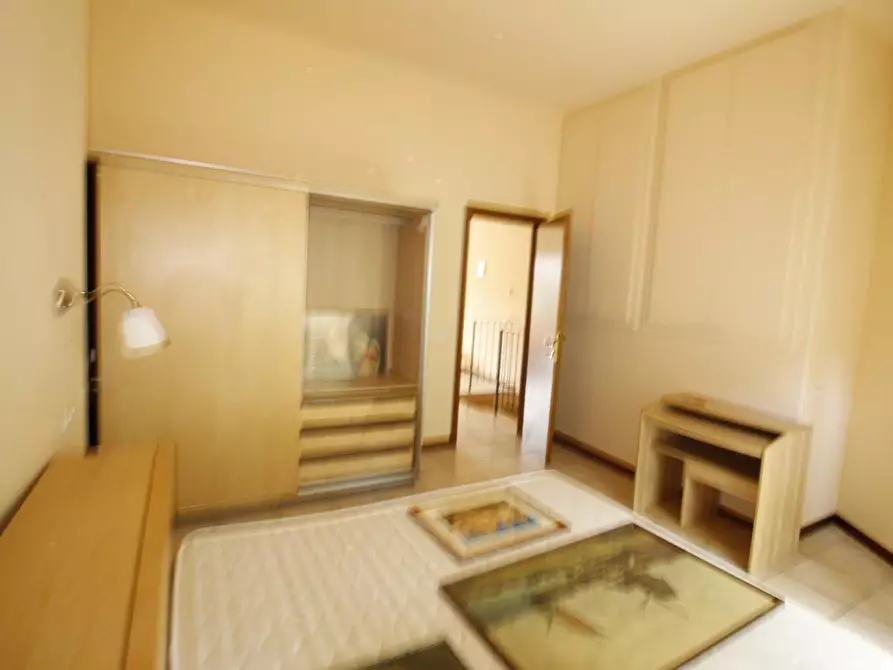 Immagine 7 di Appartamento in vendita  a Colle Di Val D'elsa