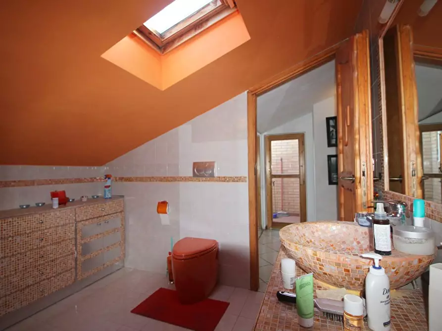 Immagine 8 di Appartamento in vendita  a Castelnuovo Berardenga