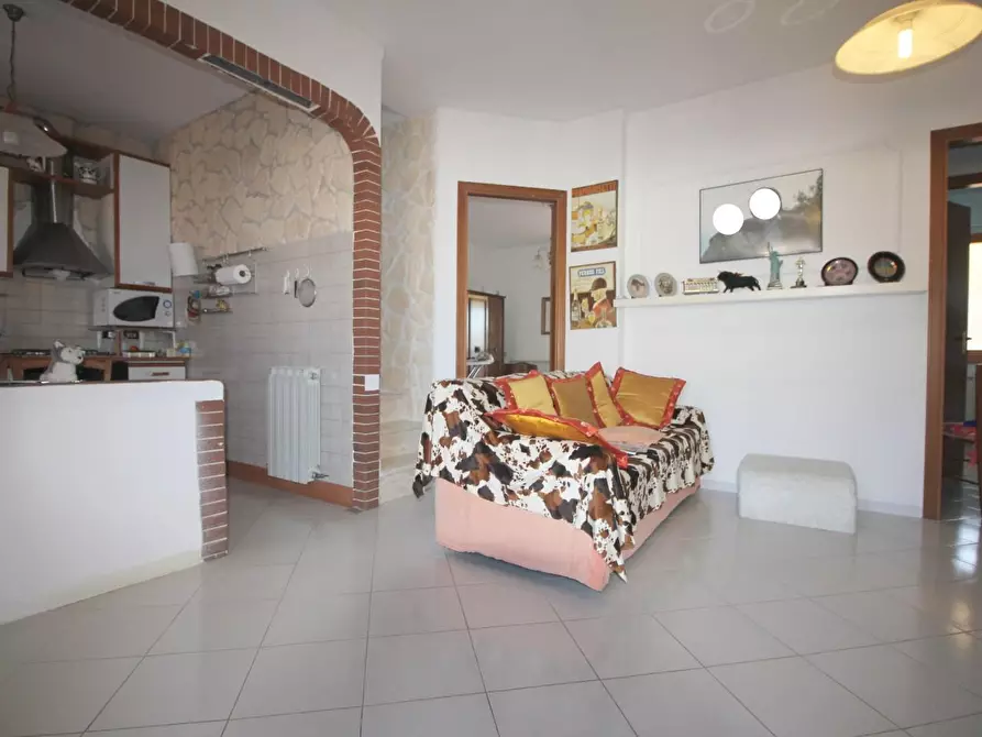 Immagine 15 di Appartamento in vendita  a Castelnuovo Berardenga