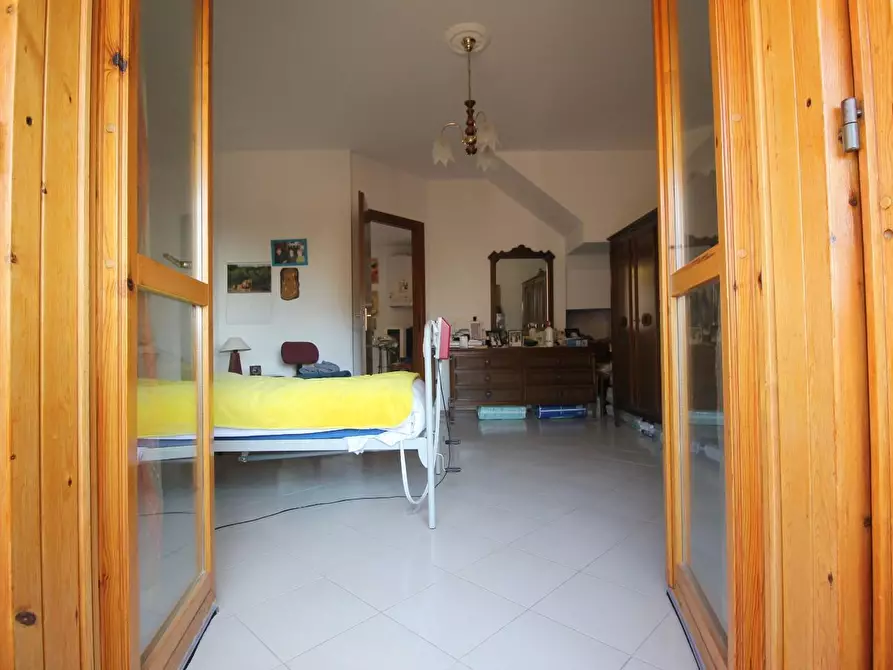 Immagine 21 di Appartamento in vendita  a Castelnuovo Berardenga