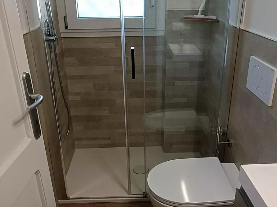 Immagine 12 di Casa bifamiliare in vendita  a Pietrasanta