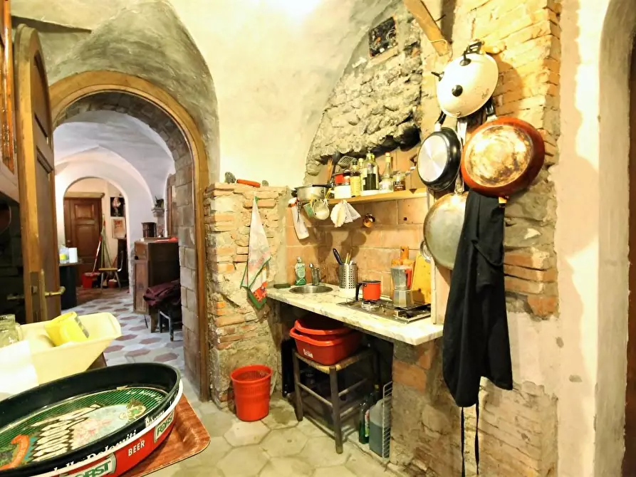 Immagine 24 di Appartamento in vendita  a Lucca