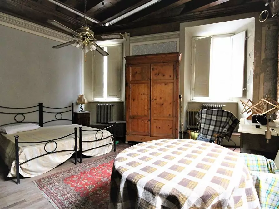 Immagine 20 di Appartamento in vendita  a Lucca