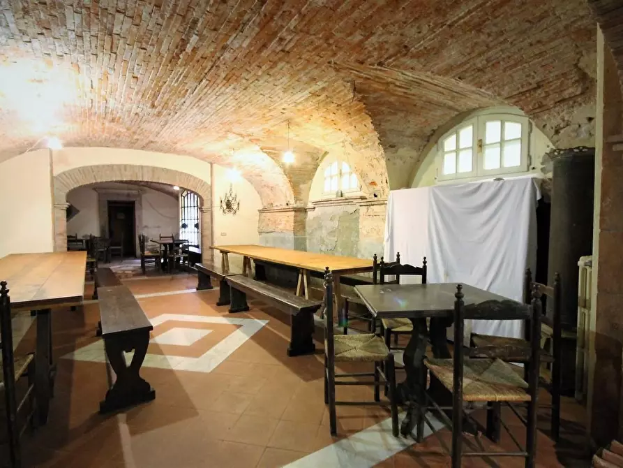 Immagine 32 di Appartamento in vendita  a Lucca