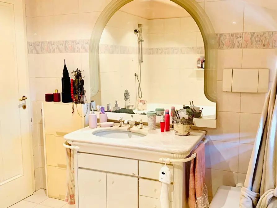 Immagine 40 di Appartamento in vendita  a Empoli