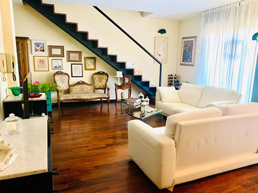 Immagine 6 di Appartamento in vendita  a Empoli