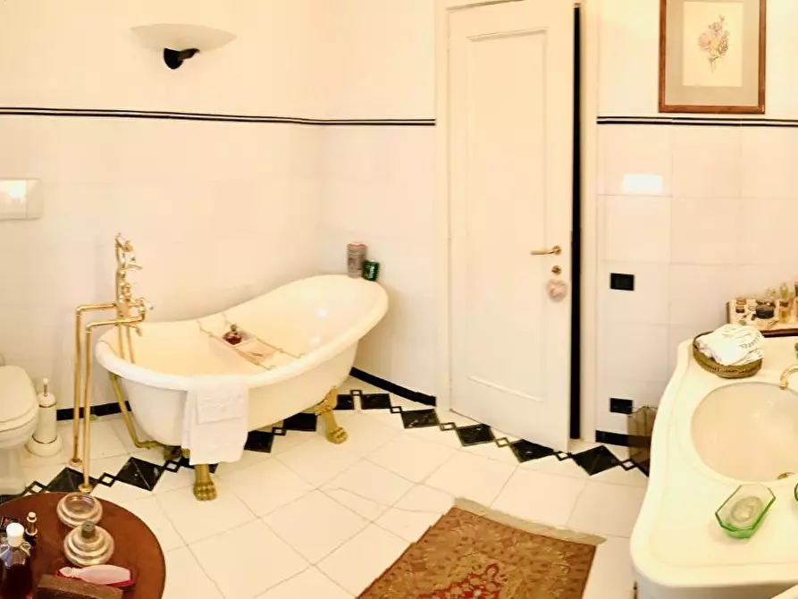 Immagine 16 di Appartamento in vendita  a Empoli