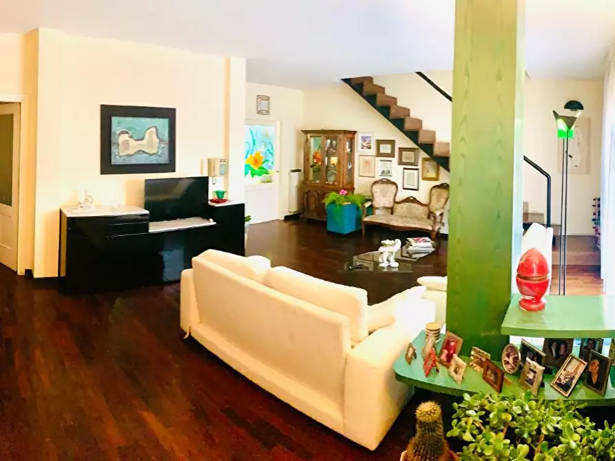 Immagine 4 di Appartamento in vendita  a Empoli