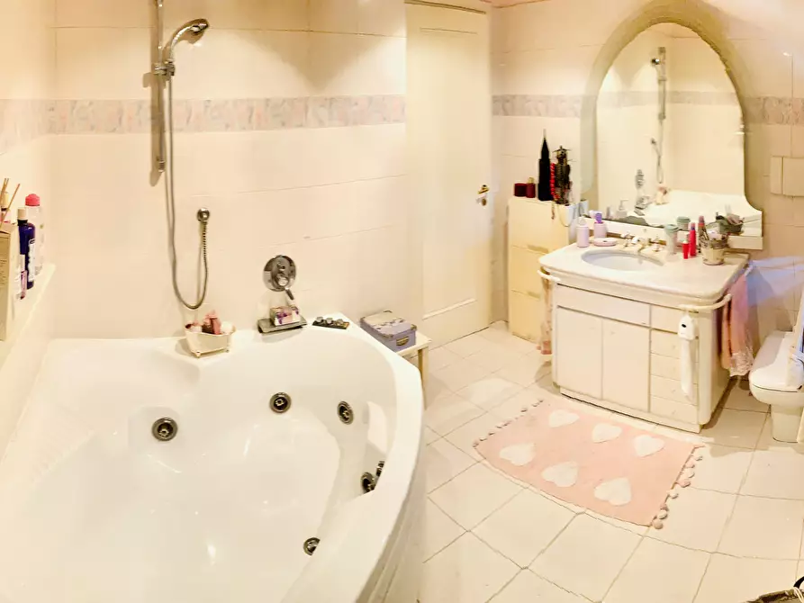 Immagine 26 di Appartamento in vendita  a Empoli