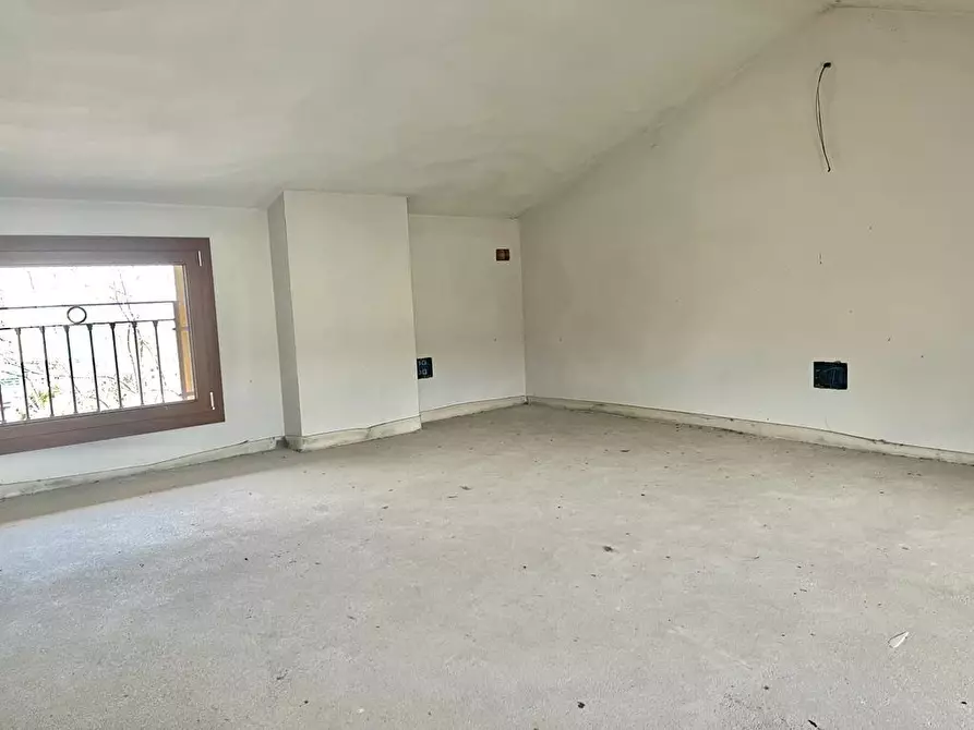 Immagine 3 di Appartamento in vendita  a Montopoli In Val D'arno