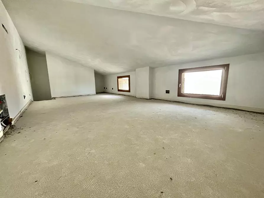 Immagine 4 di Appartamento in vendita  a Montopoli In Val D'arno