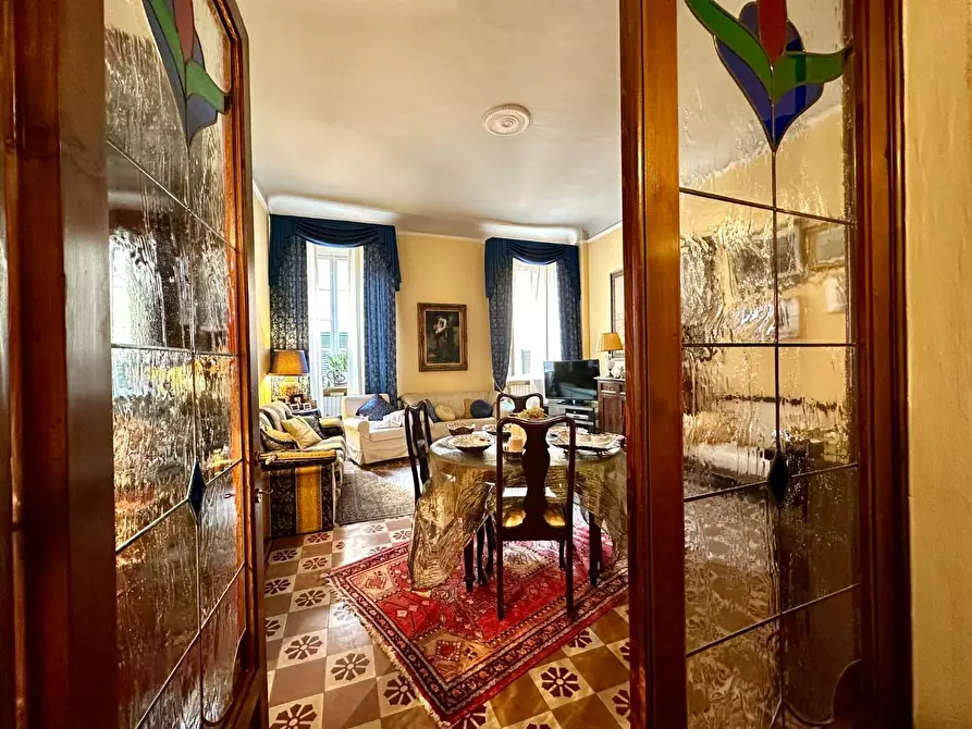 Immagine 9 di Appartamento in vendita  a Lucca