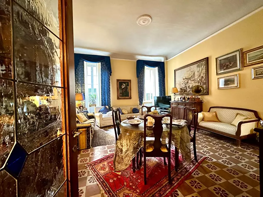 Immagine 32 di Appartamento in vendita  a Lucca